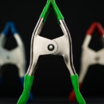 Sử dụng kẹp chụp ảnh sản phẩm