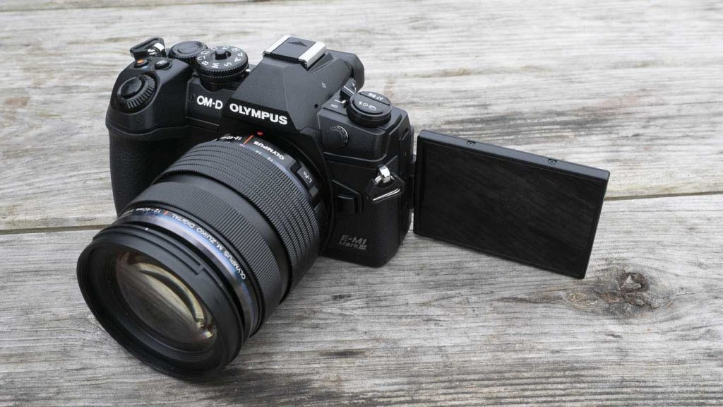 máy ảnh Olympus OM-D E-M1 Mark III