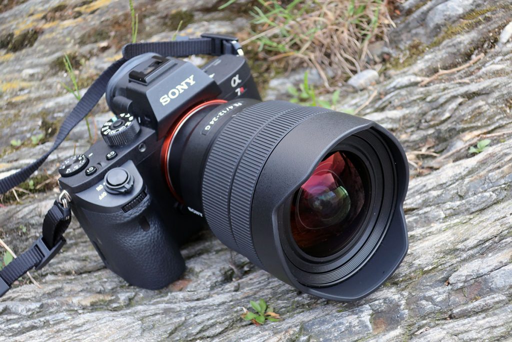 ống kính Sony FE 12-24mm f/4 G