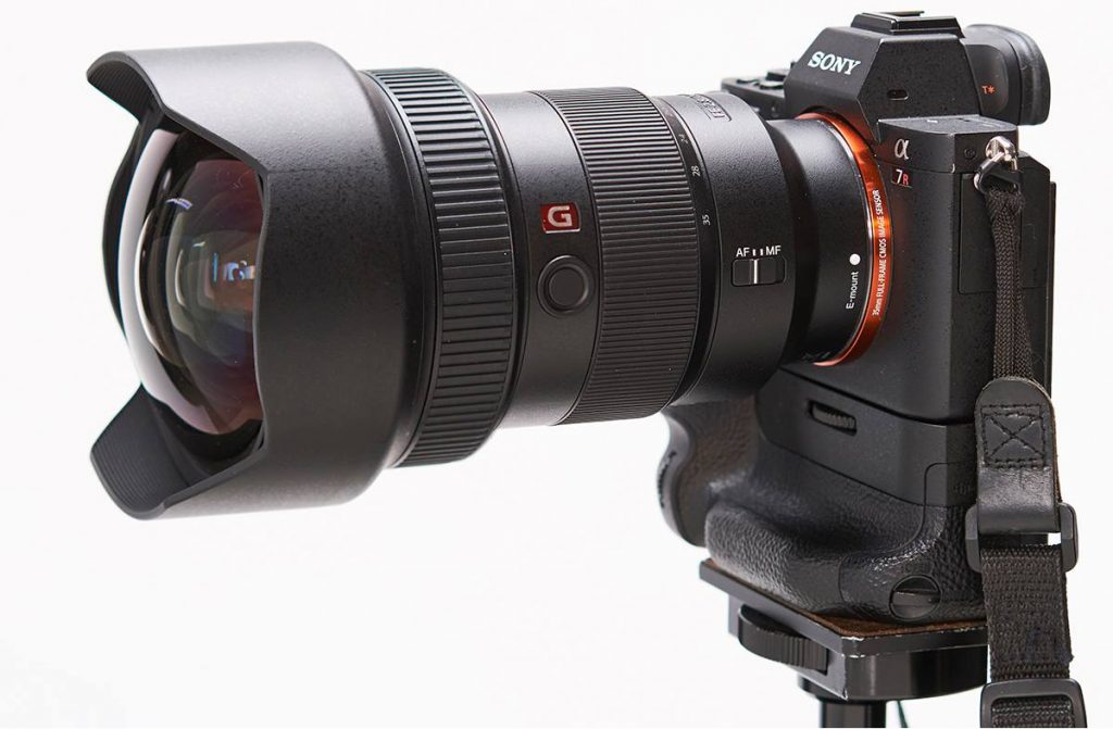 ống kính Sony FE 16-35mm f/2.8 GM